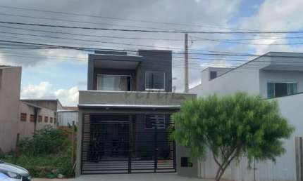 Casa com 2 quartos à venda na Rua Paula Francine Palhoto da Silva, 20, Jardim das Figueiras I, Hortolândia, 147 m2 por R$ 550.000