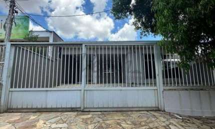 Casa com 3 quartos para alugar no Jardim do Sol, Indaiatuba , 179 m2 por R$ 4.900