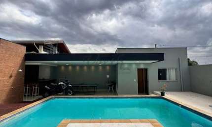 Casa com 4 quartos à venda na Oscarlino Baptista de Oliveira, 221, Jardim Nazareth, Mogi Mirim, 374 m2 por R$ 780.000