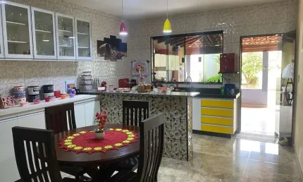 Casa com 3 quartos à venda na José Domingues Leme, 26, Jardim Bandeirantes, Mogi Guaçu, 300 m2 por R$ 500.000