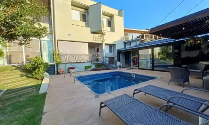 Casa em condomínio fechado com 4 quartos à venda na avenida dona maria franco salgado, 50, jardim botânico (sousas), campinas, 380 m2 por r$ 2.500.000