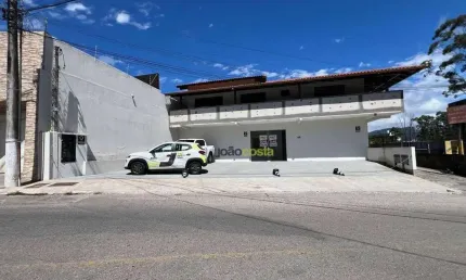 Loja para alugar, 110 m² - Ponta de Baixo - São José/SC
