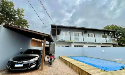 Casa com 2 dormitórios com piscina à venda, 166 m² - Aririú - Palhoça/SC
