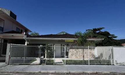 Casa com 3 dormitórios à venda, 200 m² - Fazenda Santo Antônio - São José/SC