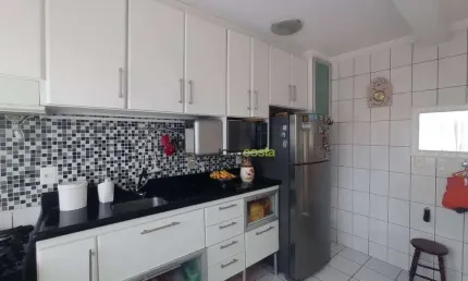 Apartamento com 2 dormitórios à venda, 68 m² por R$ 350.000,00 - Centro - Palhoça/SC