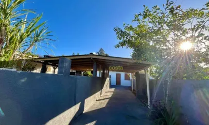 Casa com 2 dormitórios para alugar, 50 m² - Praia de Fora - Palhoça/SC