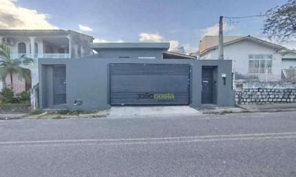 Casa com 2 dormitórios para alugar, 130 m² - Capoeiras - Florianópolis/SC