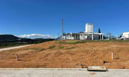 Terreno à venda na Avenida Lisboa, Forquilhas, São José
