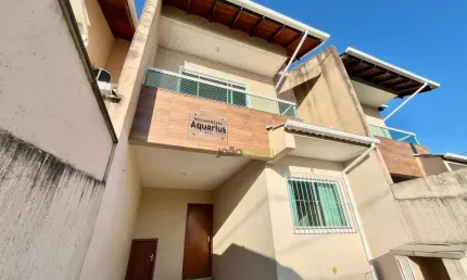 Sobrado com 2 dormitórios à venda, 62 m² por R$ 390.000,00 - Nova Palhoça - Palhoça/SC