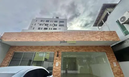 Ponto comercial com 1 sala para alugar na Servidão Belarmino Antônio da Silva, 39, Centro, Palhoça