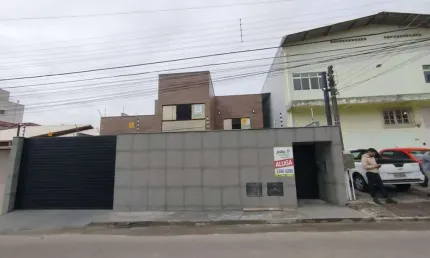 Sala comercial com 3 salas para alugar na Rua Roberto Borba, 580, Ipiranga, São José