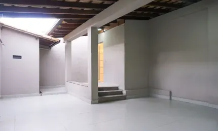 Casa com 3 quartos à venda na Rua Manoel Ascenço Batista, 101, Santa Mônica, Uberlândia