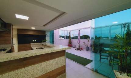 Martins - Excelente cobertura duplex de 150m² á venda!