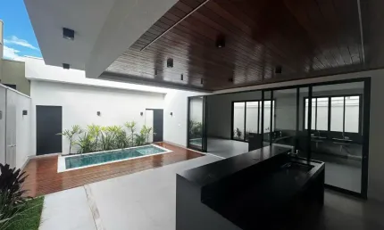 Condomínio Splendido - Casa novinha procura novo dono!