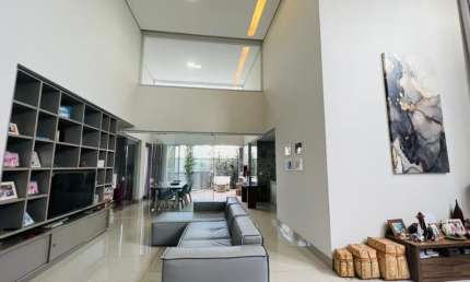 Casa em condomínio fechado com 3 quartos à venda na Avenida dos Jardins, 250, Nova Uberlândia, Uberlândia