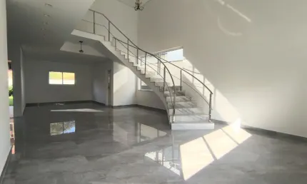 Casa em condomínio com 3 dormitórios sendo uma suíte