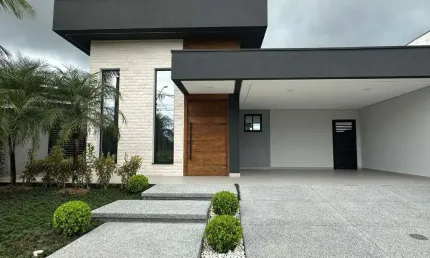 Luxo e Conforto em Condomínio Fechado com Piscina em Bertioga