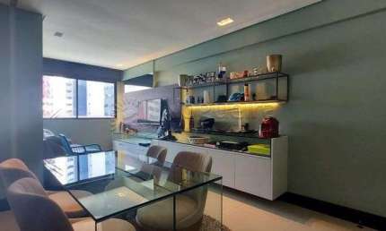 Apartamento com excelente localização em Boa Viagem