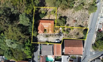 Terreno com edificação à venda, com 961 m² - Jardim Cascatinha - Poços de Caldas/MG