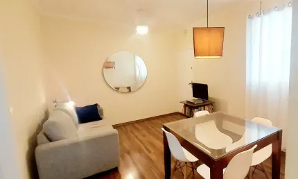 Aparatamento a venda  3 quartos  RS 270.000 no bairro Santa Terezinha