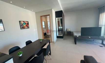 Apartamento à venda no Anália Franco em frente ao Shopping.