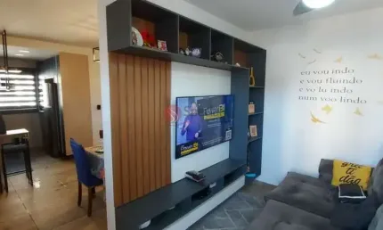 Apartamento de 63 metros com 2 quartos, sacada  e 1 vaga de garagem.