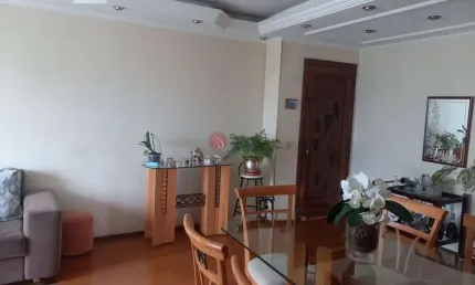 Apartamento na Vila Formosa, 3 dormitórios e 1 vaga.