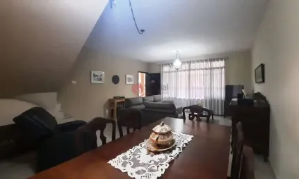 Sobrado no jardim independência com 3 vagas de garagem!