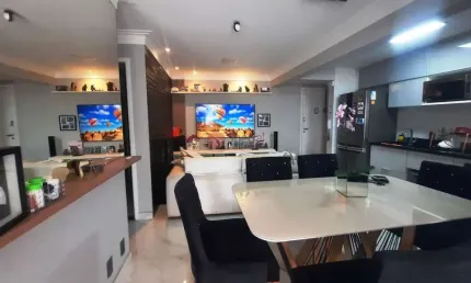 Apartamento na vila formosa de 2 quartos em andar alto!