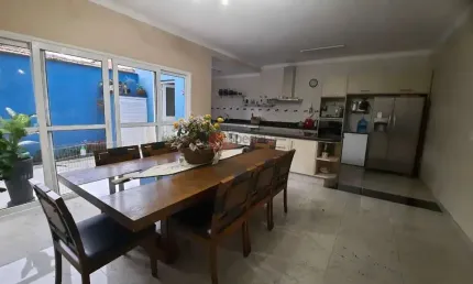 Sobrado com 242 m² no tatuapé, 6 dormitórios,  4 vagas.
