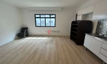 Prédio comercial no Tatuapé 10x30, 3 pavimentos, próximo a Rua Emília Marengo .