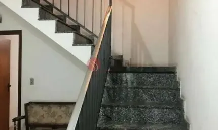 Sobrado a venda no tatuapé 3 quartos, 1 suíte e 2 vagas. 133 m² de terreno