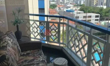 Apartamento com 3 suítes e 3 vagas de garagem próximo a Rua Apucarana