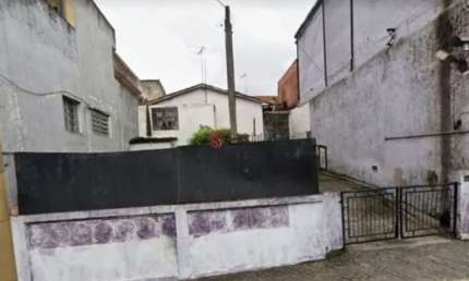 Terreno no Jardim Vila Formosa com casa antiga no local