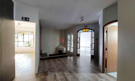 Excelente casa térrea para venda  com 360 m² de terreno.