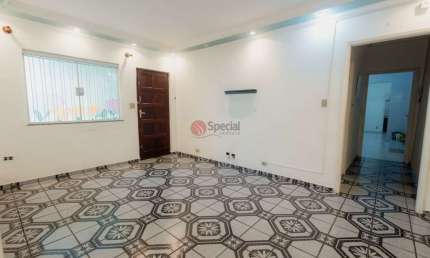 Casa terrea à venda na Vila Formosa com 2 dormitorios e 2 vagas.