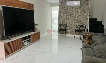 Casa com 3 quartos à venda na Rua Virgínia, 3, Vila Carrão, São Paulo