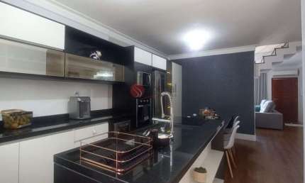 Sobrado a venda na Vila Alpina com 3 quartos, 1 suíte, espaço gourmet e 2 vagas