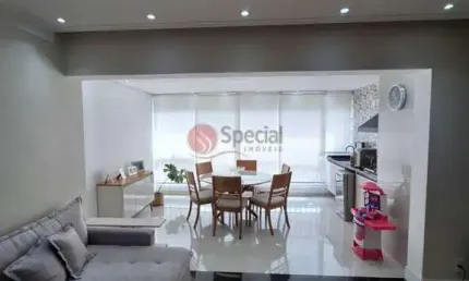 Apartamento ao lado do Metrô Vila Matilde com 2 quartos, 1 suíte e 1 vaga fixa.