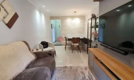 Apartamento à venda de 73 metros com  3 quartos ( 1 suíte ) , 1 vaga de garagem.