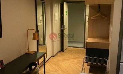Apartamento mobiliado e decorado ao lado do Metrô Republica com 1 quarto.
