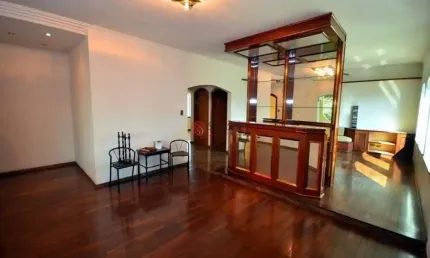 Sobrado Alto Padrão na Mooca com 4  quartos  e  4 vagas.