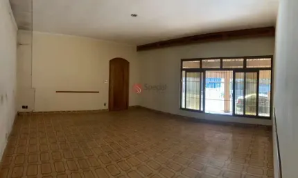 Casa térrea para venda ou locação, terreno 14x40 na Vila Nova York.