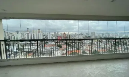Cobertura a venda ,  4 dormitórios, 3 suítes, 4 vagas  e depósito . Tatuapé .