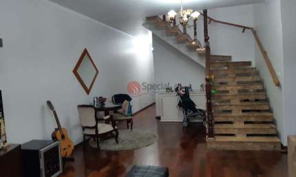 Ótimo sobrado Vila Formosa 4 dormitórios, 7 vagas de garagem !