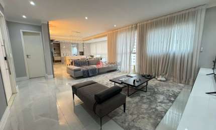 Apartamento à venda de 177 metros  Jardim Anália Franco  com 3 suítes e 4 vagas