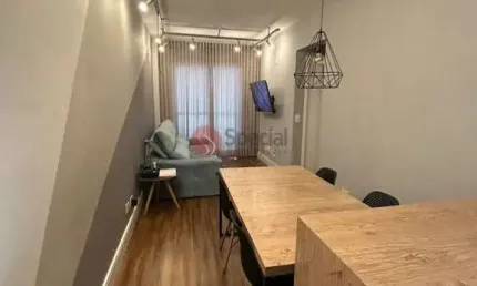 Apartamento semi mobiliado à venda com 2 quartos e 2 vagas no tatuapé próximo ao metrô carrão.
