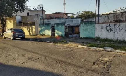 Terreno na vila formosa para construção em ótimo local.