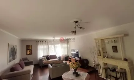 Sobrado para compra  na Vila Formosa, 309 metros,  4 quartos, 5 vagas, quintal.