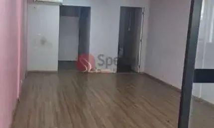 Sobrado comercial no tatuapé com 3 salas e 2 banheiros.